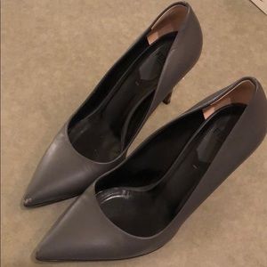 Fendi Grey Pumps with Wooden Heels Size 6